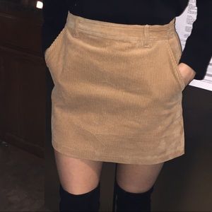 Brown mini skirt